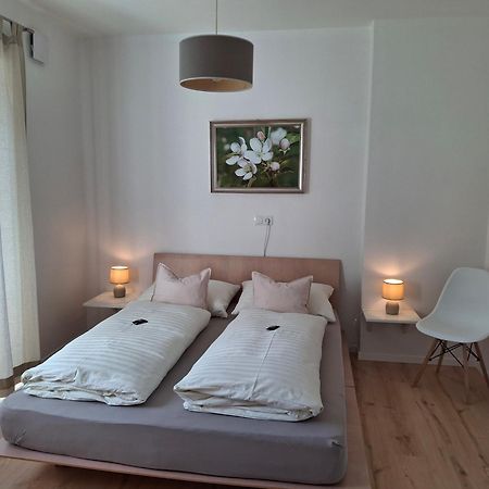 Haus Hafner Sonniges Apartment Terlano Luaran gambar